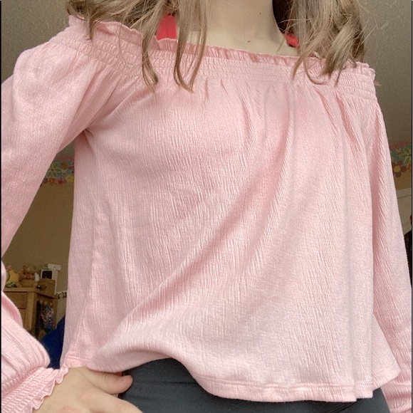 Off shoulder shirt - Picture 3 of 3